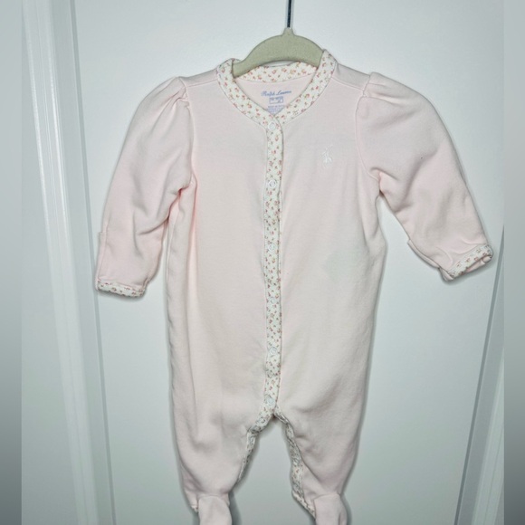 Ralph Lauren Light Pink Baby Girl Floral Trim Footie Pajamas Size 3M - Picture 2 of 6